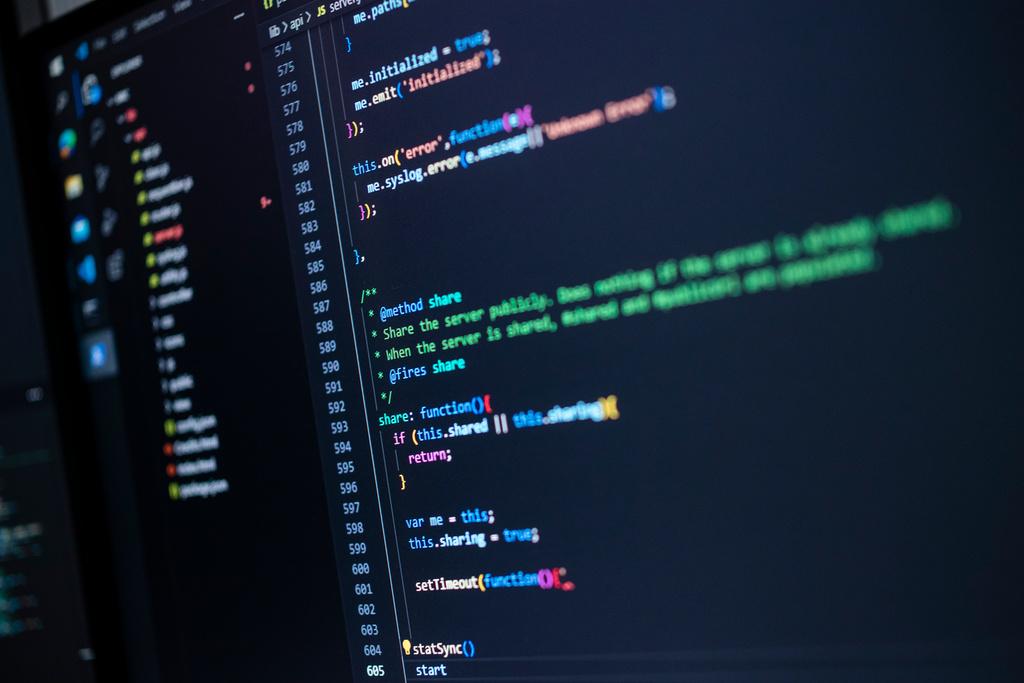 Cos’è JavaScript e a cosa serve: guida semplice e completa